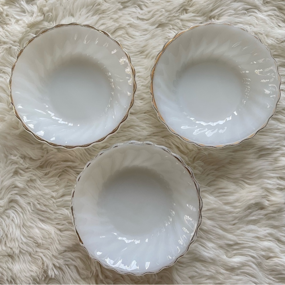 Anchor Hocking Fire King Vintage Milk Glass Swirl Bowls Gold Trim Set of 3